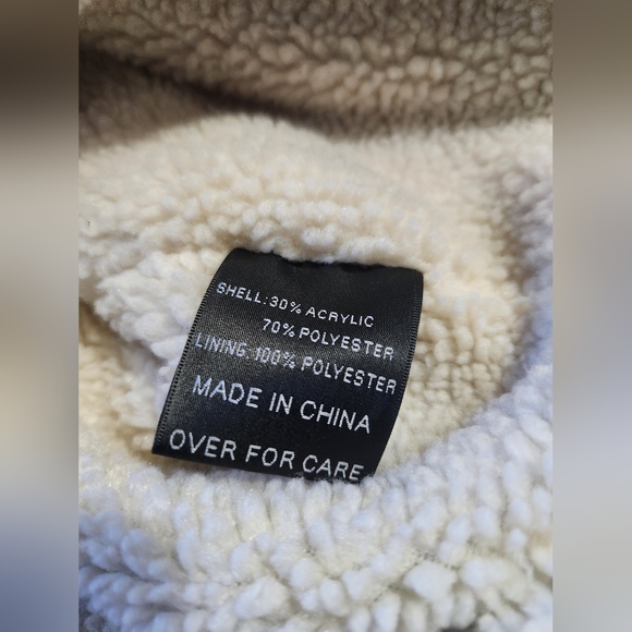 American Stitch Women's Hooded Sweater - Picture 3 of 5